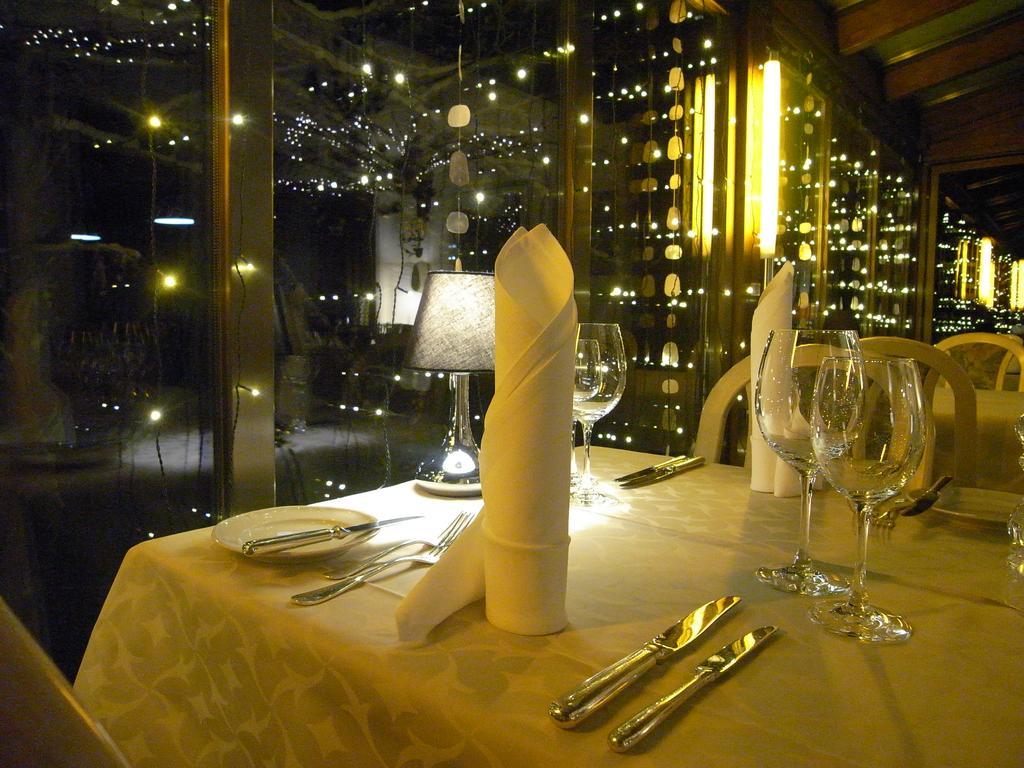 Chalet-Hotel Larix Davos Kültér fotó